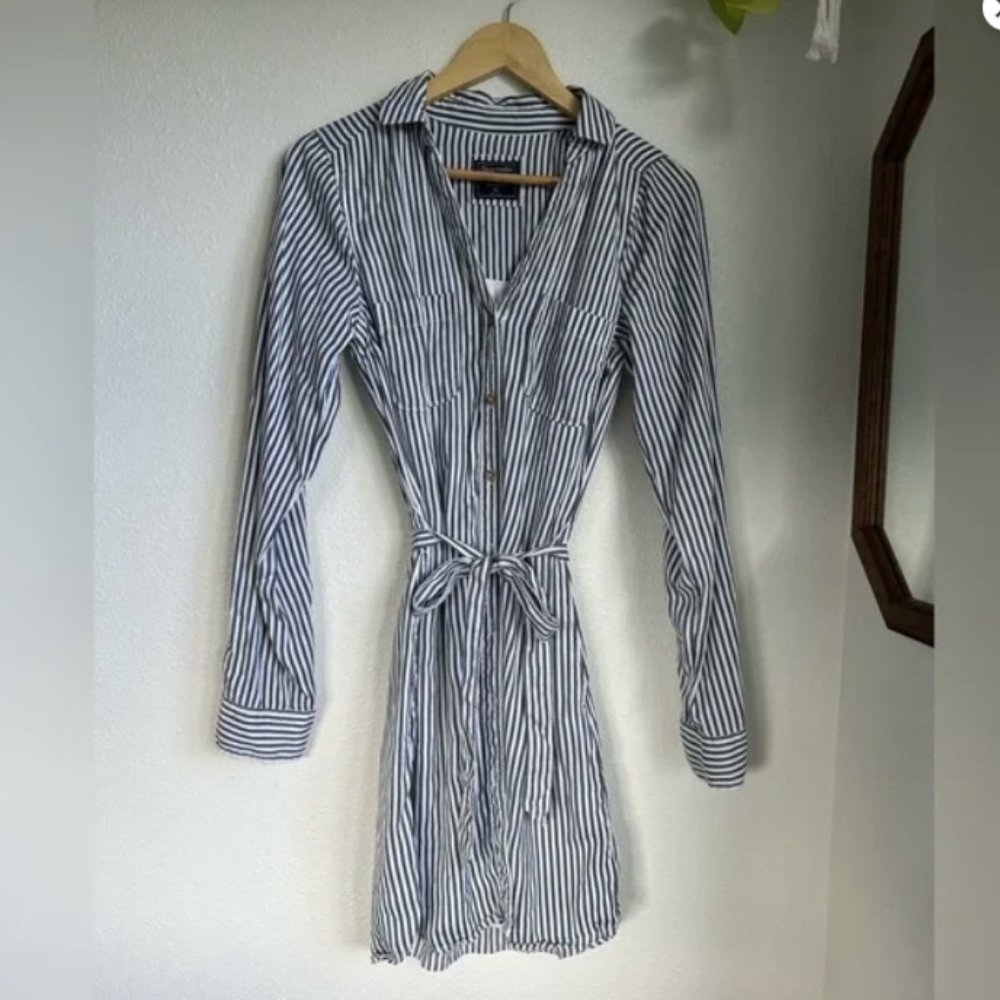 Abercrombie striped long sleeve dress